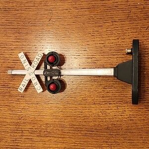 Lionel Trains Postwar 154 Crossing Flasher